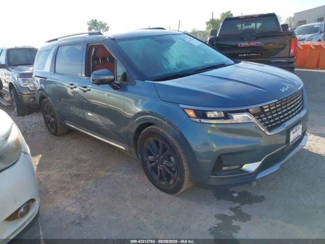  Salvage Kia Carnival