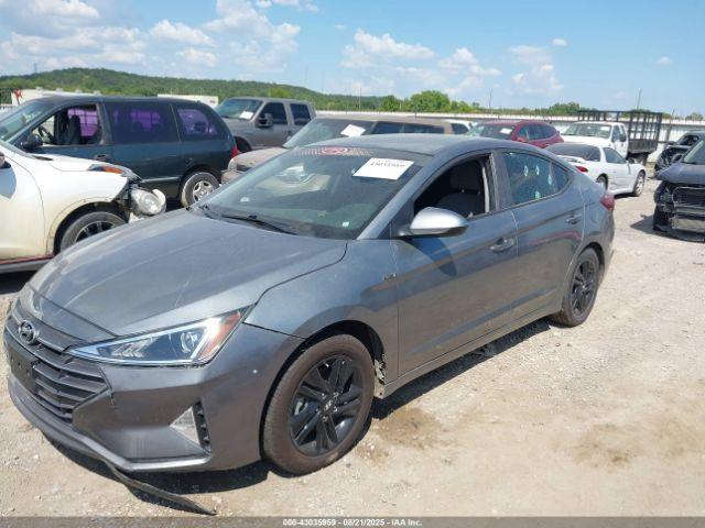 Hyundai ELANTRA Sel Image 4