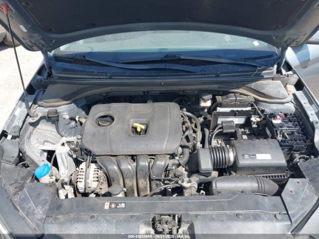 Hyundai ELANTRA Sel Image 9