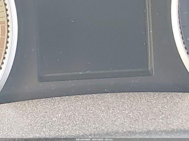 Hyundai ELANTRA Sel Image 12