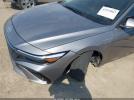 Hyundai ELANTRA Limited Image 16