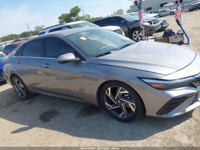 Hyundai ELANTRA Limited Image 11