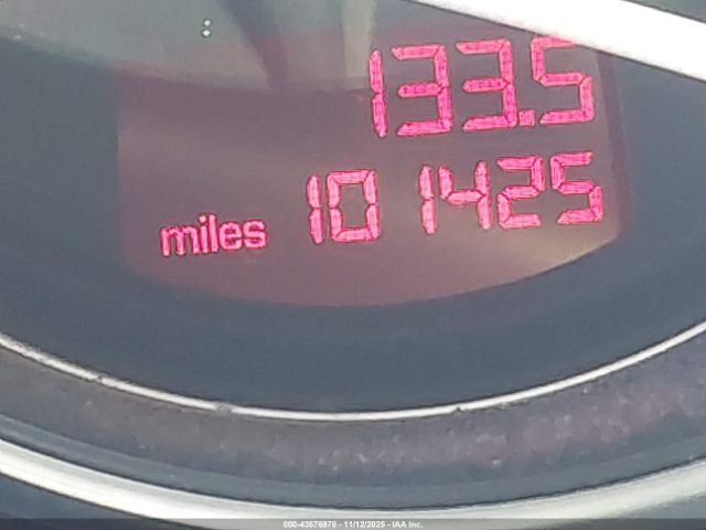 Audi TT 2.0t Image 15