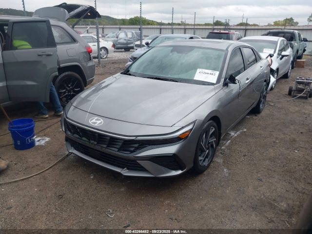 Hyundai ELANTRA Sel Image 4