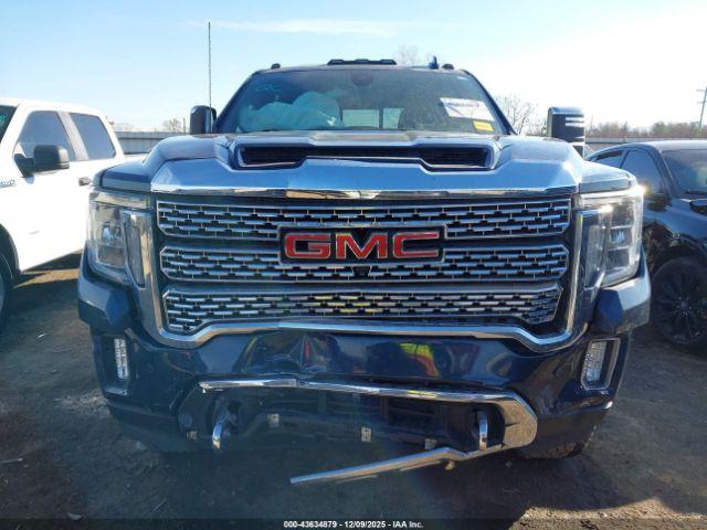 General Motors Sierra 2500HD 4wd  Standard Bed Denali Image 10