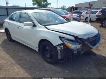  Salvage Nissan Altima