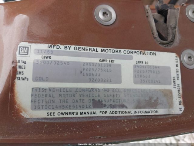 GMC Sierra C1500 Image 2