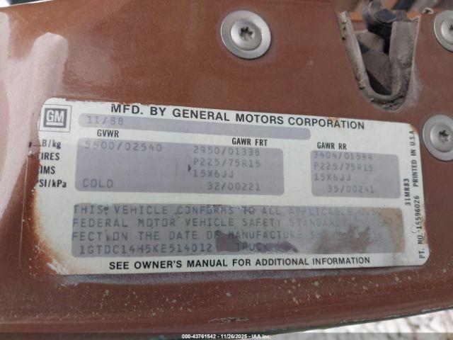 GMC Sierra C1500 Image 2