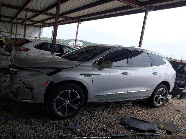 Buick Enclave Fwd Premium Image 11