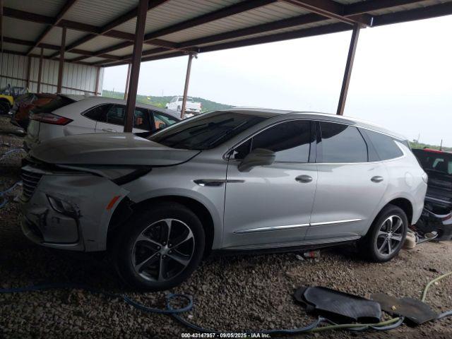 Buick Enclave Fwd Premium Image 11