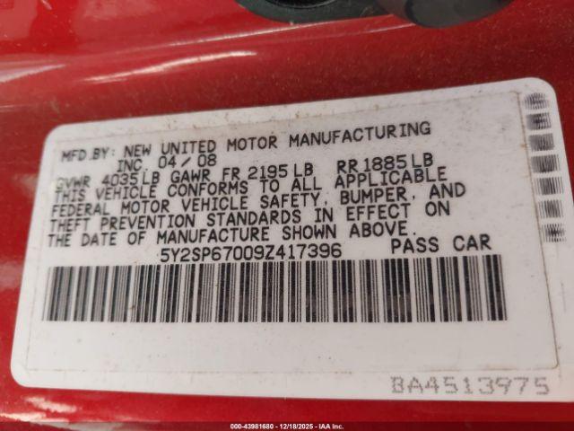 Pontiac Vibe Image 3