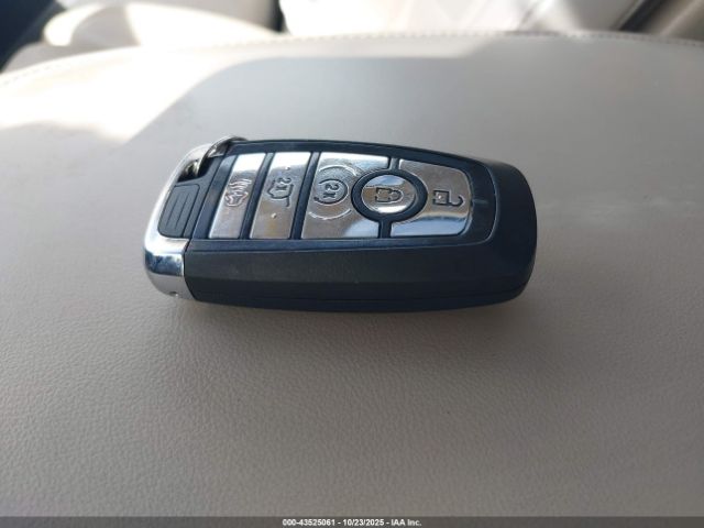 Lincoln Aviator Reserve Image 12