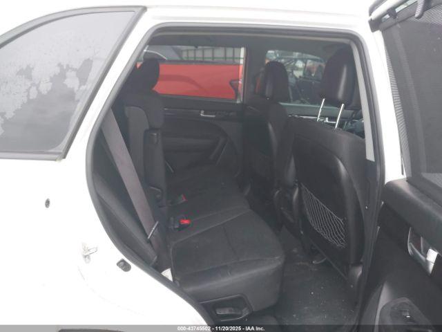 Kia Sorento Lx Image 13