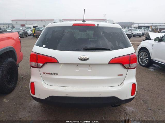 Kia Sorento Lx Image 4