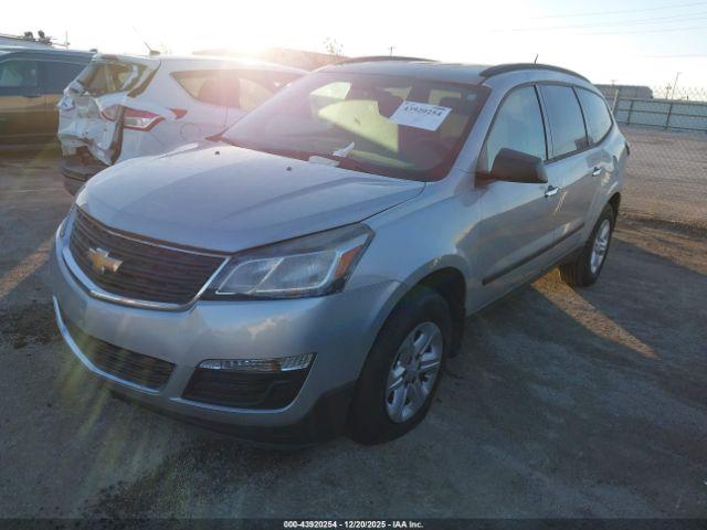 Chevrolet Traverse Ls Image 12