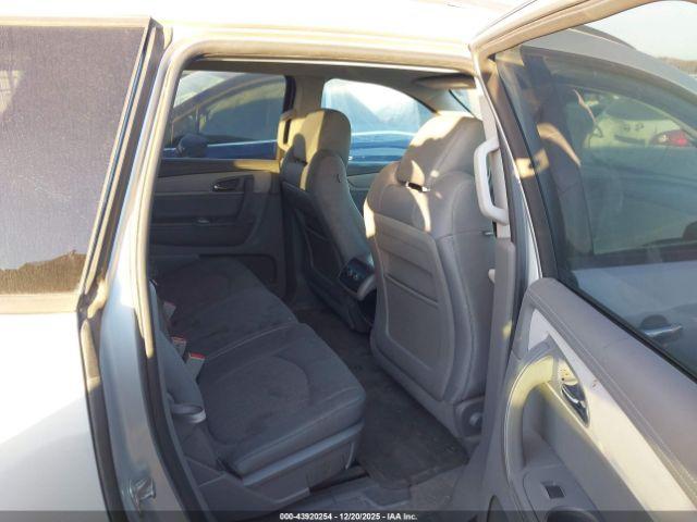 Chevrolet Traverse Ls Image 10