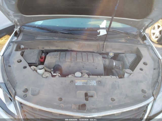 Chevrolet Traverse Ls Image 8