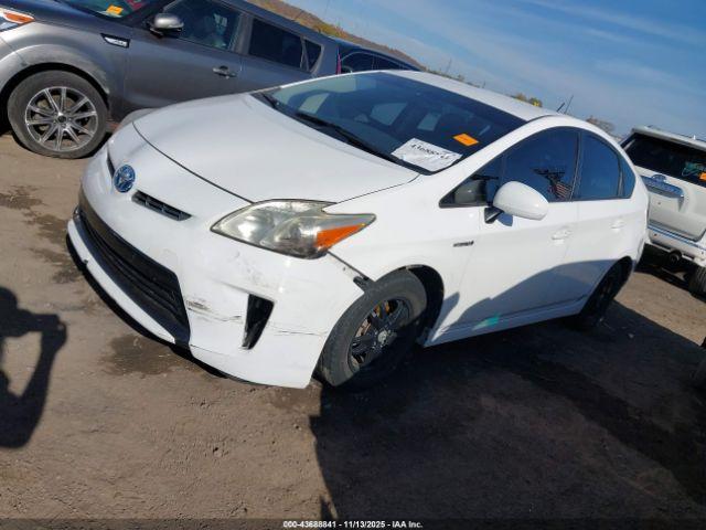 Toyota Prius One Image 10