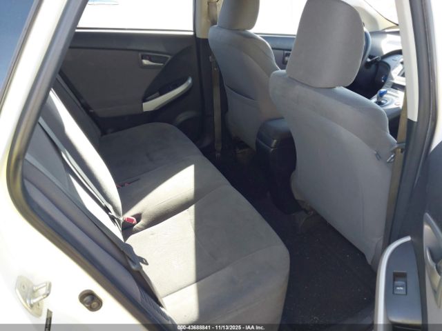 Toyota Prius One Image 13