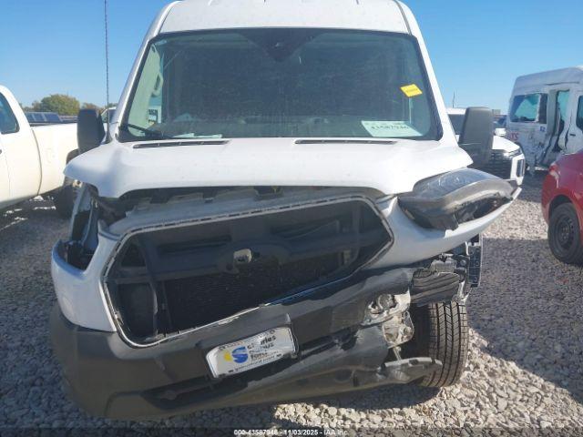 Ford Transit Image 16