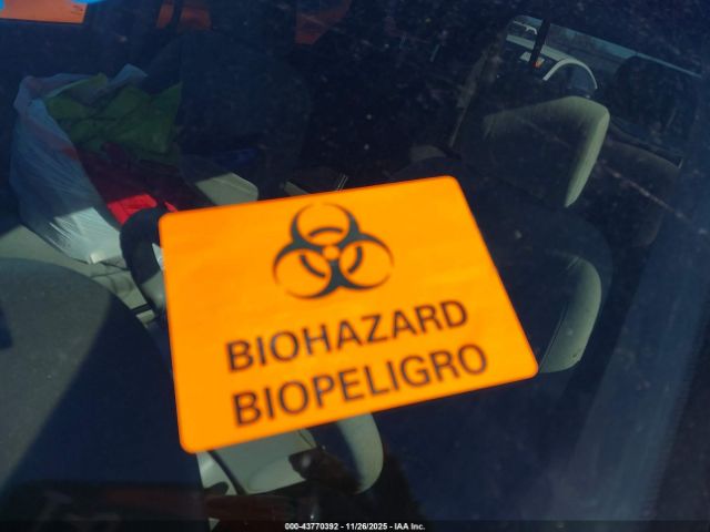 Toyota Sienna Le Image 6