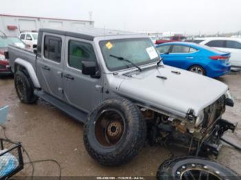  Salvage Jeep Gladiator