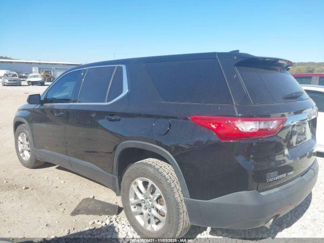 Chevrolet Traverse Ls Image 3