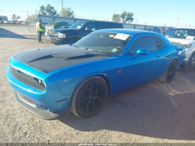 Dodge Challenger Image 9