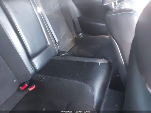 Dodge Challenger Image 3