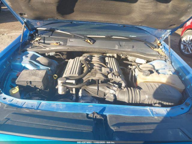 Dodge Challenger Image 7