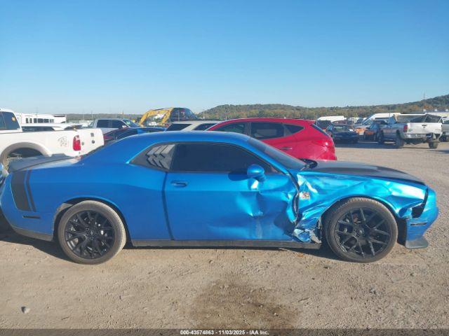 Dodge Challenger Image 14