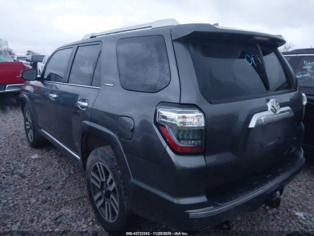 Toyota 4Runner Limited Image 9