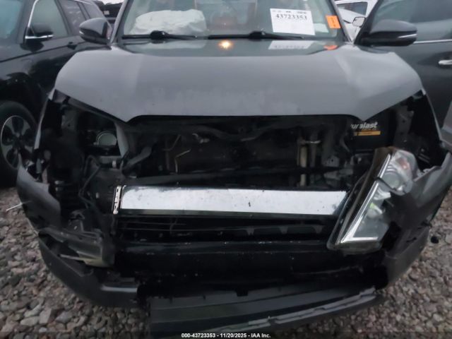 Toyota 4Runner Limited Image 11