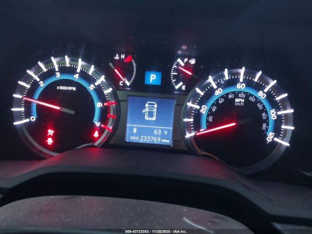 Toyota 4Runner Limited Image 7