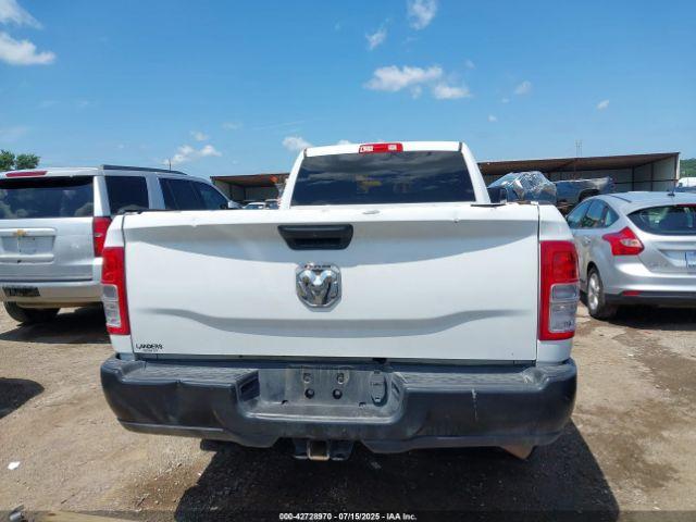 Ram 2500 Tradesman  4x2 8' Box Image 14