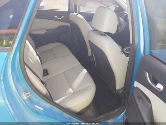 Hyundai KONA Limited Image 13