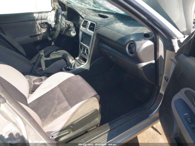 Subaru Impreza 2.5i Image 8