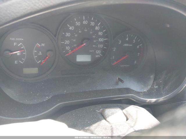 Subaru Impreza 2.5i Image 11