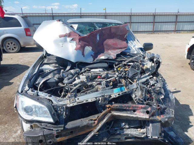 Subaru Impreza 2.5i Image 12