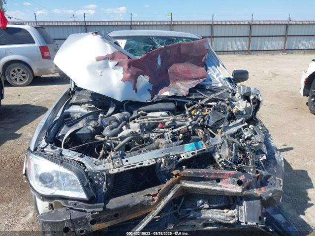 Subaru Impreza 2.5i Image 12