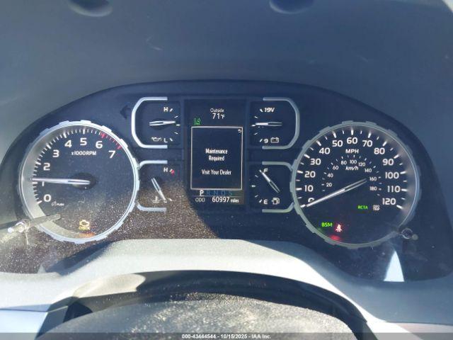 Toyota Tundra Platinum Image 5