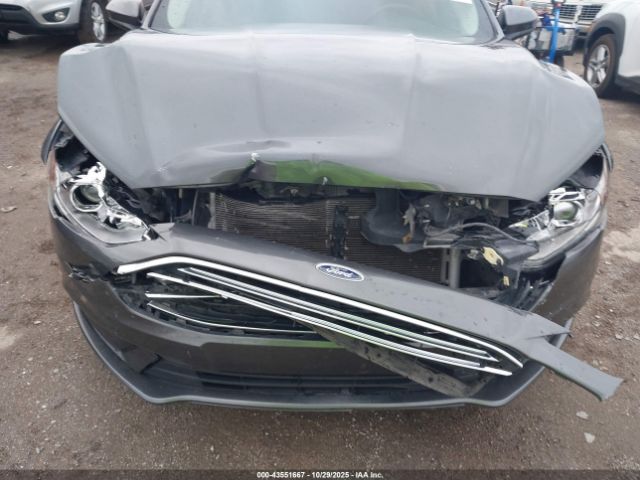 Ford Fusion Se Image 8