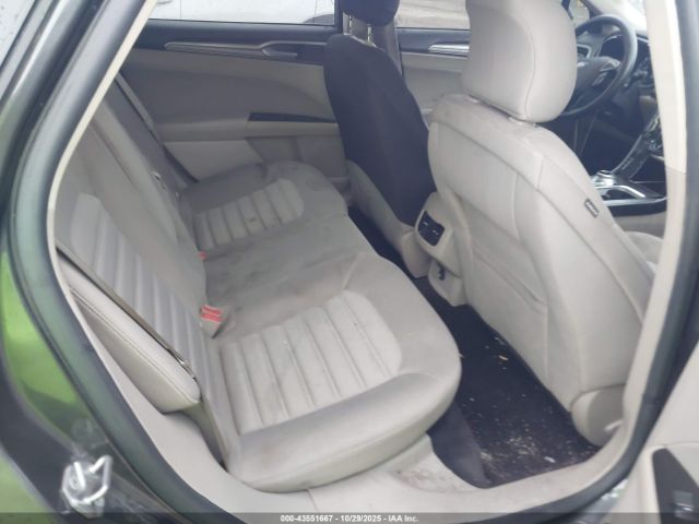 Ford Fusion Se Image 5