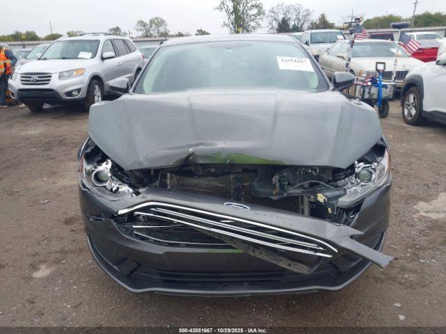 Ford Fusion Se Image 10