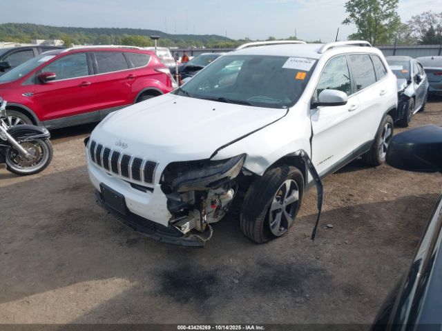 Jeep Cherokee Limited 4x4 Image 11