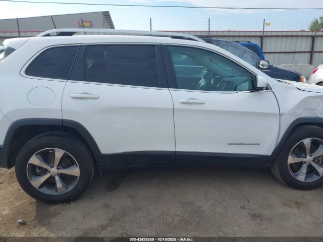 Jeep Cherokee Limited 4x4 Image 13
