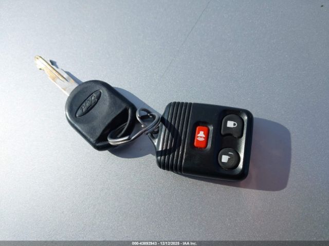 Ford Escape Xlt Image 10