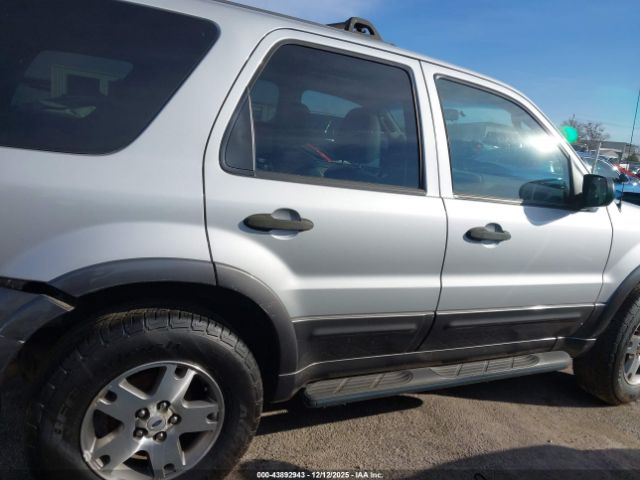 Ford Escape Xlt Image 11