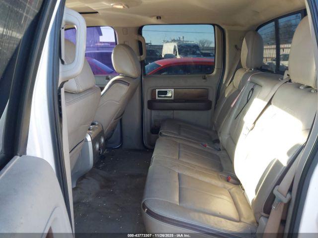 Ford F-150 Platinum Image 16