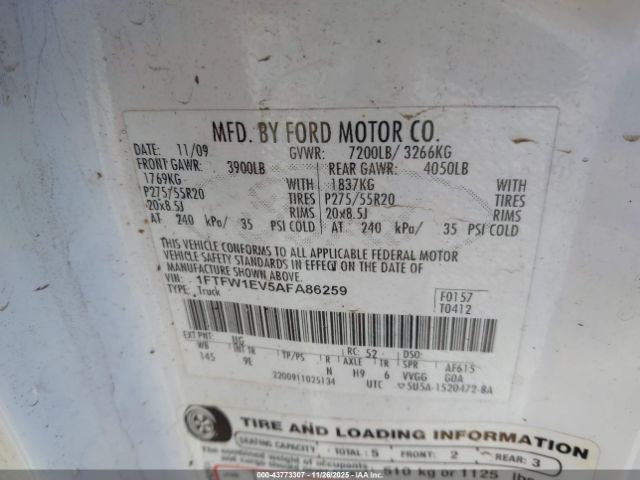 Ford F-150 Platinum Image 6